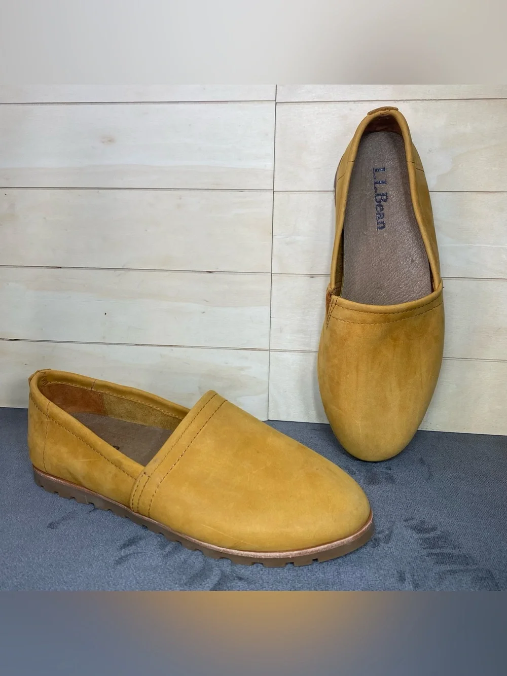 LL Bean Slip-Ons Women's Size 7.5 Shoes Mustard Yellow Brown Nubuck Leather